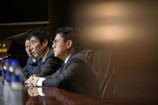 avav在线播放