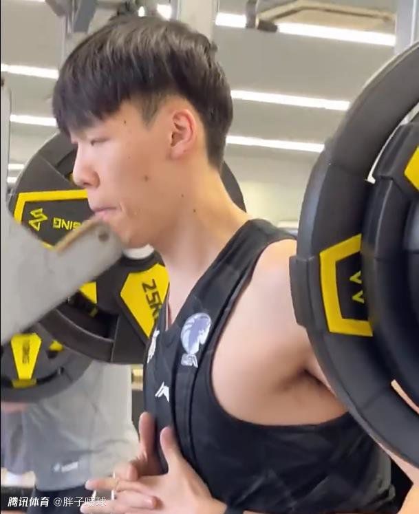 极品女模特逼0